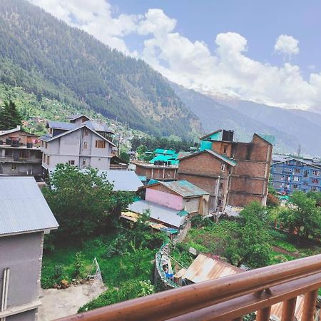 Hotel Hadimba Regency ! Free 4 Wheeler Parking ! Mountain View Rooms ! Near Mall Road Manali 외부 사진