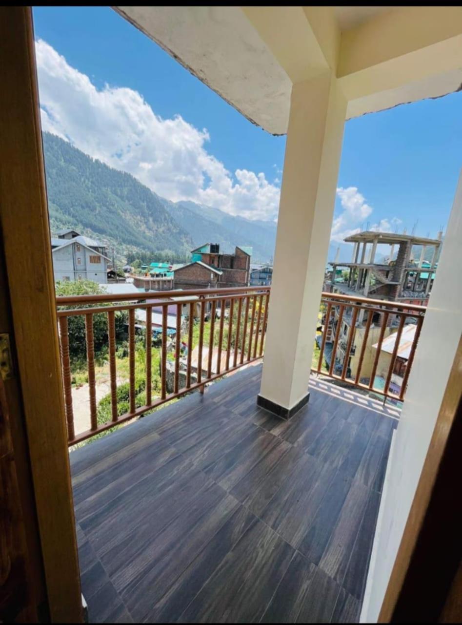 Hotel Hadimba Regency ! Free 4 Wheeler Parking ! Mountain View Rooms ! Near Mall Road Manali 외부 사진